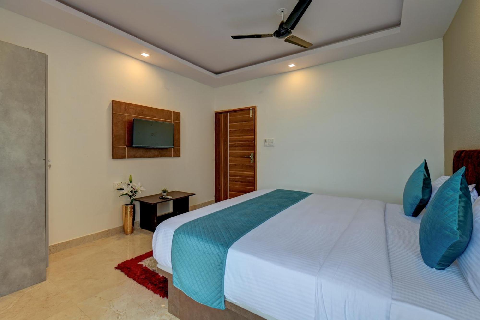 Hotel Cloud 9 Luxury Stay Мисор Екстериор снимка