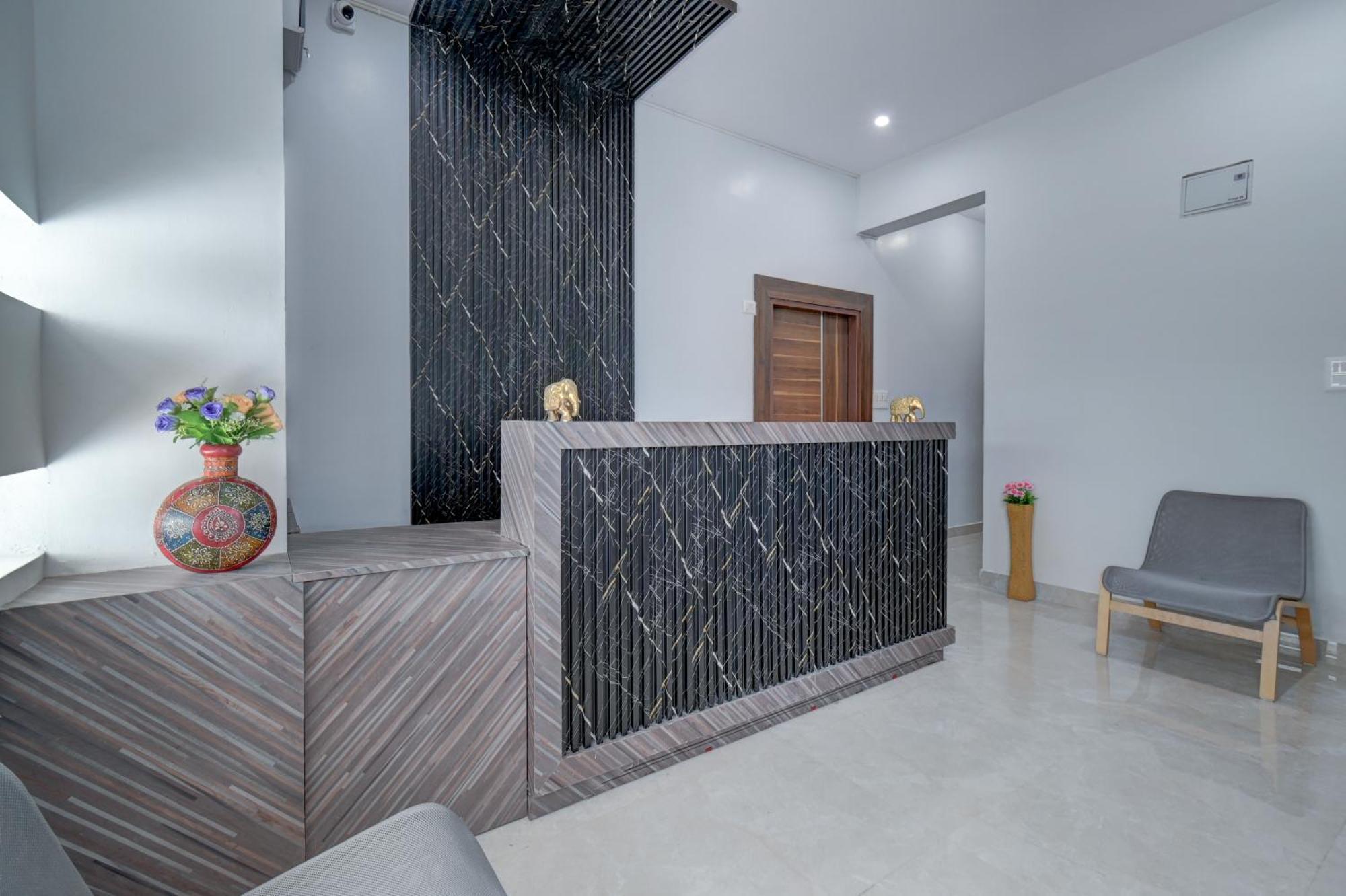 Hotel Cloud 9 Luxury Stay Мисор Екстериор снимка