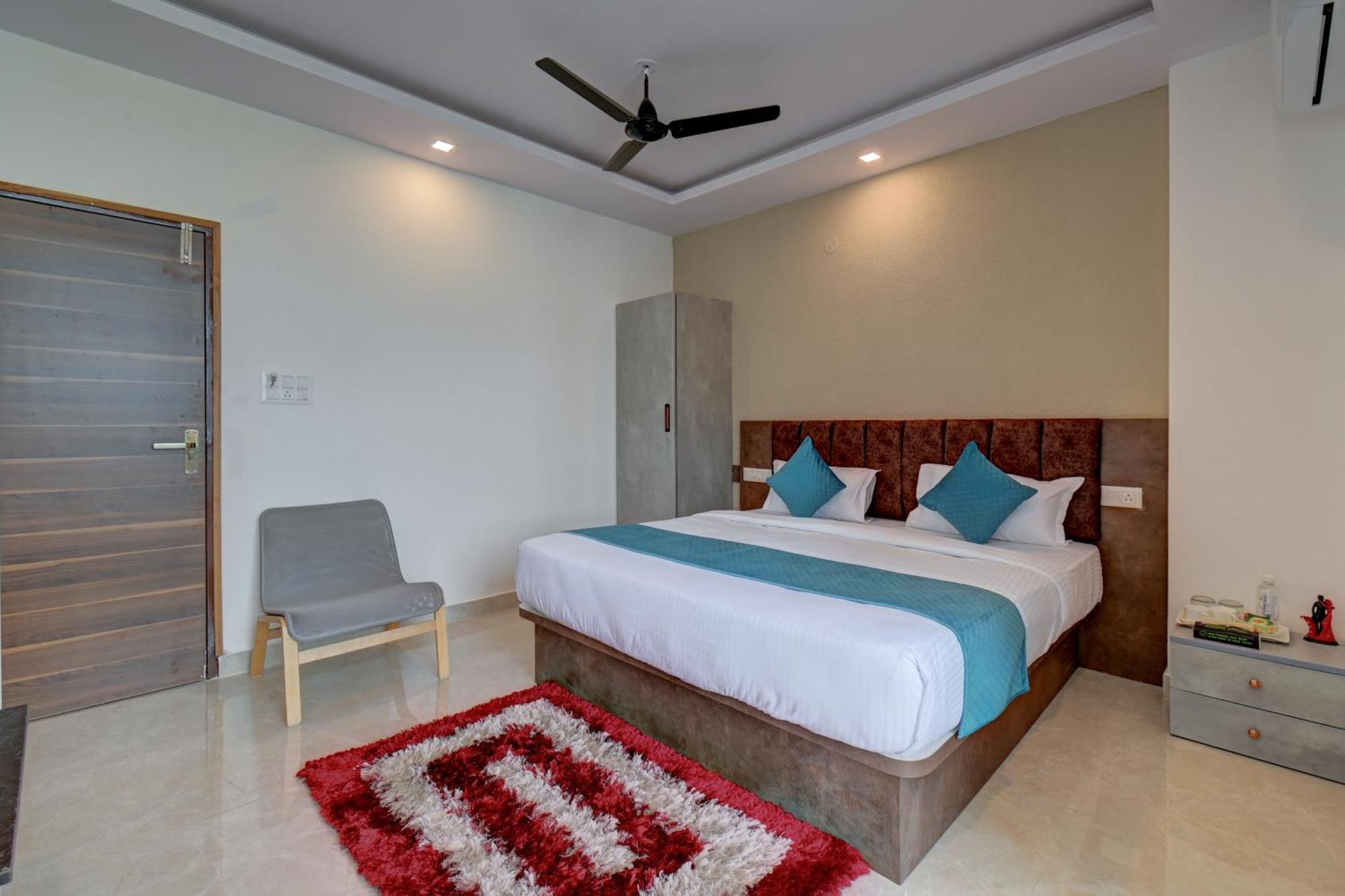 Hotel Cloud 9 Luxury Stay Мисор Екстериор снимка