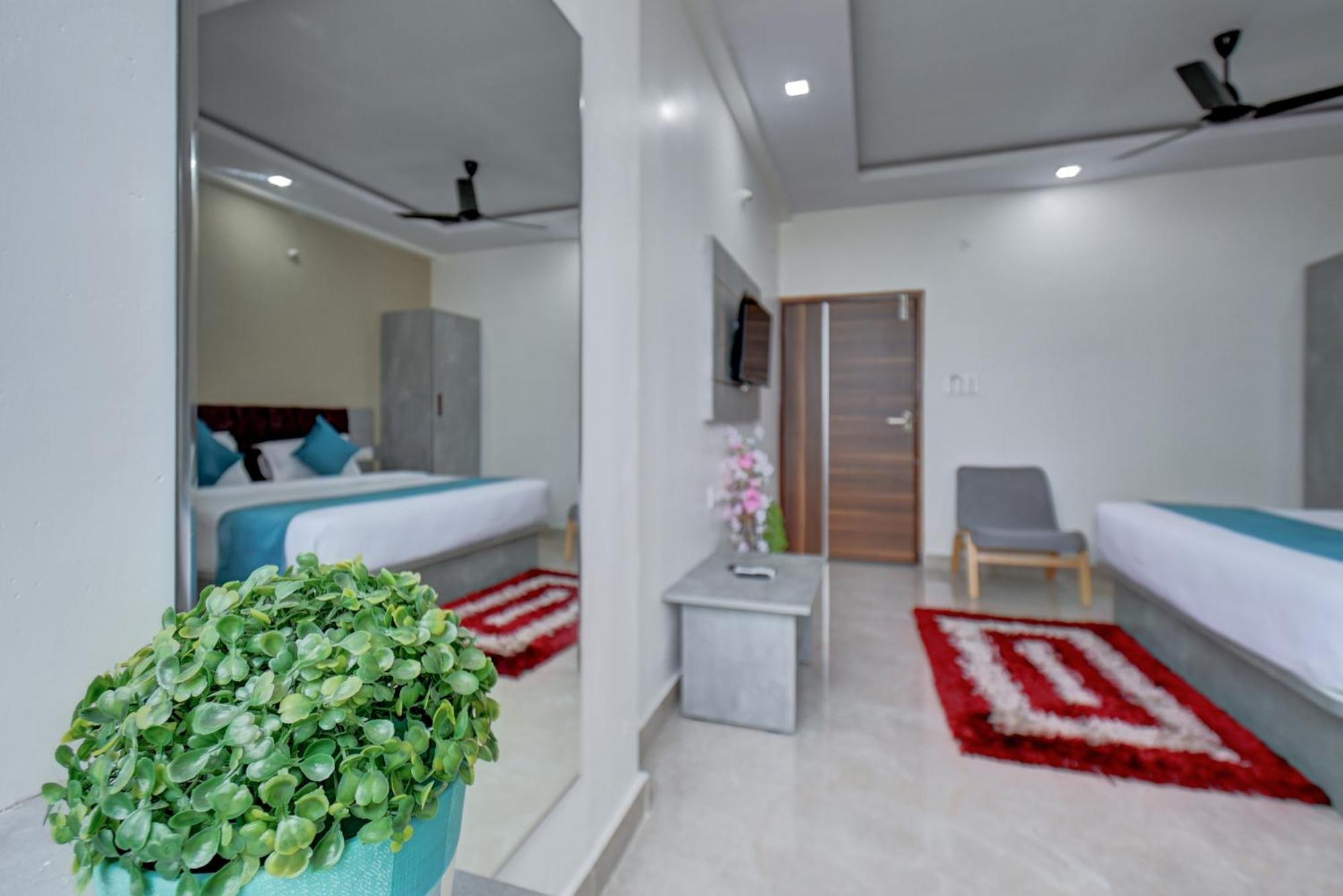 Hotel Cloud 9 Luxury Stay Мисор Екстериор снимка
