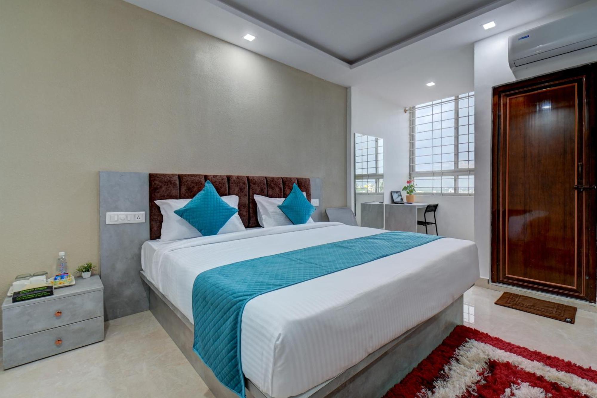 Hotel Cloud 9 Luxury Stay Мисор Екстериор снимка