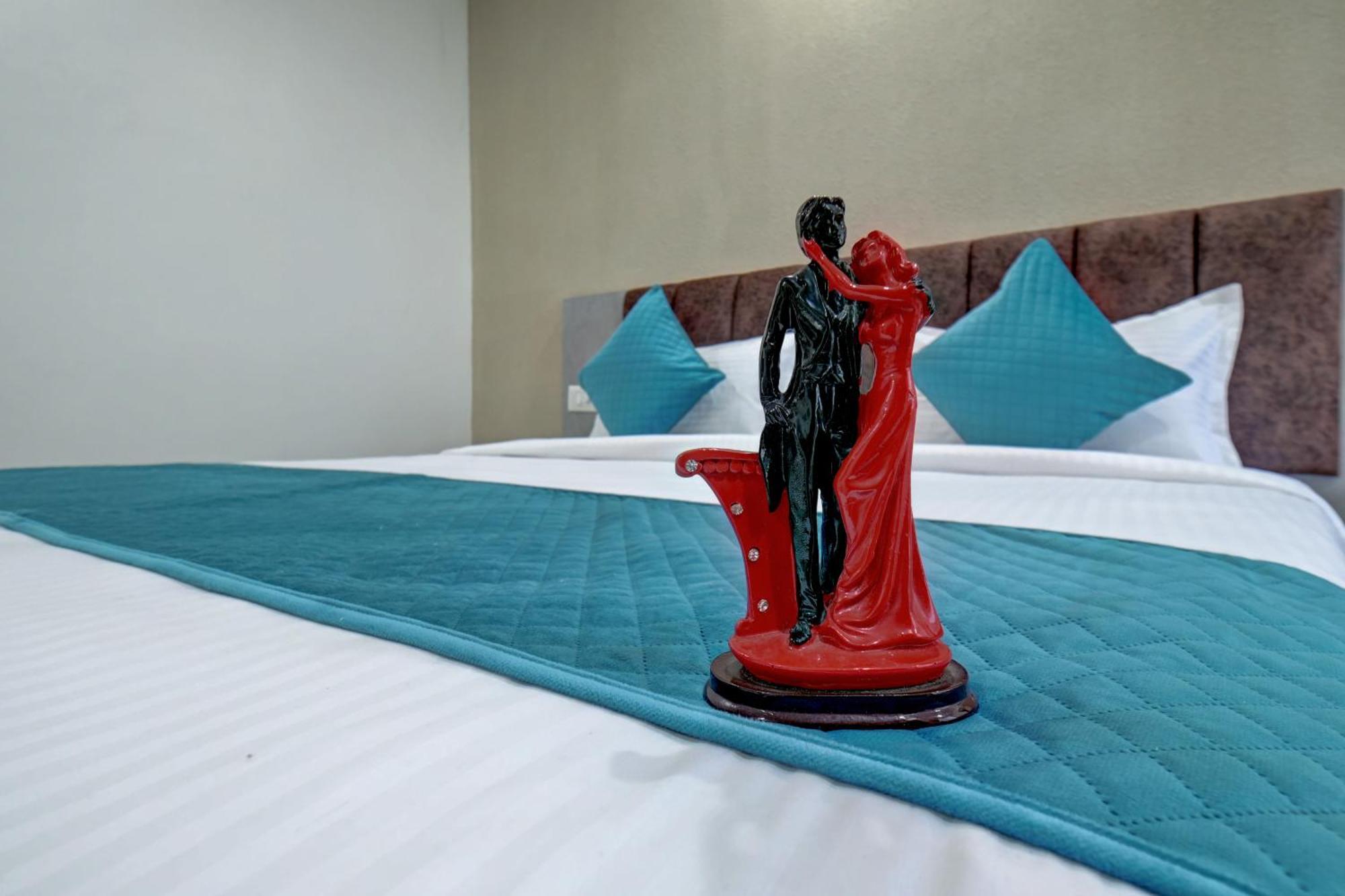 Hotel Cloud 9 Luxury Stay Мисор Екстериор снимка
