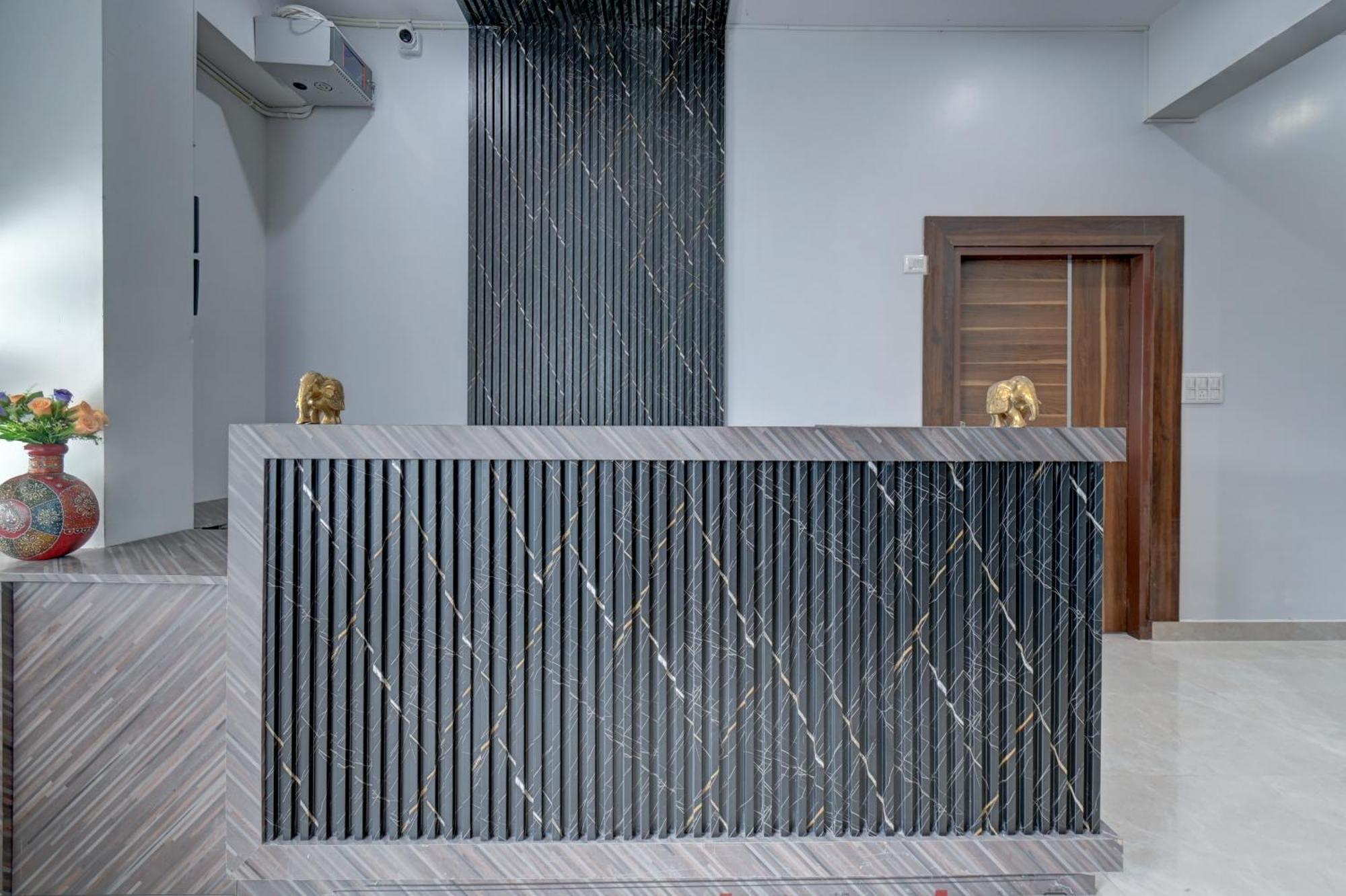 Hotel Cloud 9 Luxury Stay Мисор Екстериор снимка